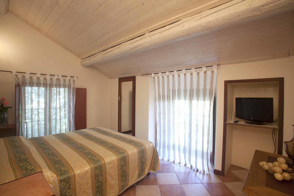 Agriturismo Il Bove 레조넬에밀리아 객실 사진