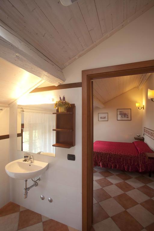 Agriturismo Il Bove 레조넬에밀리아 객실 사진